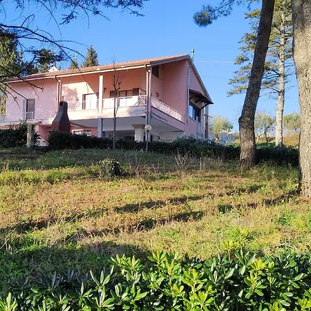 Il Giardino Dei Pini Affittacamere Gasthuis Santa Marina (Marche)